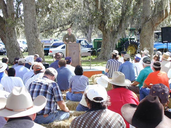 Dr. John Arthington speaking on the use of combined limpograss/bahiagrass in south Florida